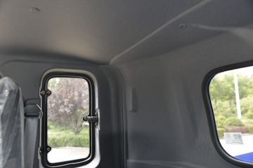 ���� ����HM6 125���� 4X2 5����ж��(KMC3162HA420P5)ͼƬ