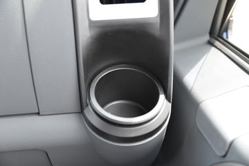 ���� ����HM6 125���� 4X2 5����ж��(KMC3162HA420P5)ͼƬ