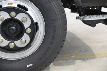 ���� ����HM6 125���� 4X2 5����ж��(KMC3162HA420P5)ͼƬ