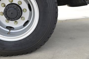 ���� ����HM6 125���� 4X2 5����ж��(KMC3162HA420P5)ͼƬ