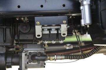 ���� ����HM6 125���� 4X2 5����ж��(KMC3162HA420P5)ͼƬ