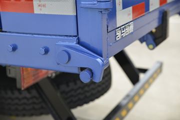 ���� ����HM6 125���� 4X2 5����ж��(KMC3162HA420P5)ͼƬ