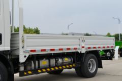 凯马 凯捷M3 116马力 4.16米单排栏板轻卡(KMC1042A33D5)