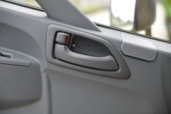 凯马 凯捷M3 160马力 4X2 吊车底盘(国六)