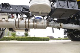 凯捷M1&nbsp;吊车底盘                                                图片