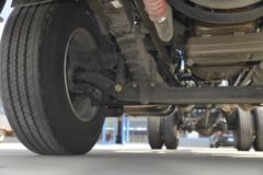 陕汽重卡 德龙L3000 钜惠版 200马力 4X2 6.75米栏板载货车(SX1180LA12)