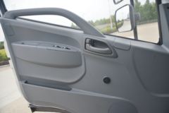 凯马 凯捷M3 创业版 116马力 4.16米单排栏板轻卡(KMC1042A33D5)