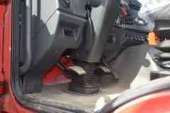 徐工 漢風(汉风)G5 240马力 6X2 7.8米排半厢式载货车(NXG5250XXY5)