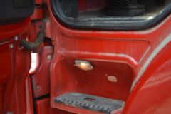 徐工 漢風(汉风)G5 240马力 6X2 7.8米排半厢式载货车(NXG5250XXY5)