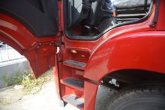 徐工 漢風(汉风)G5 240马力 6X2 7.8米排半厢式载货车(NXG5250XXY5)