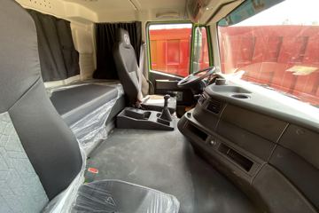 �������� �½��M500 390���� 8X4 6.8����ж��(CQ3316HXDG336L)ͼƬ