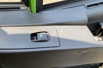 �������� �½��M500 390���� 8X4 6.8����ж��(CQ3316HXDG336L)ͼƬ