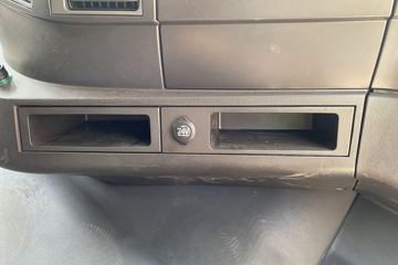 �������� �½��M500 390���� 8X4 6.8����ж��(CQ3316HXDG336L)ͼƬ