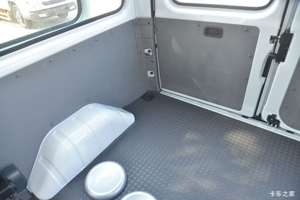 �Ż�0�� ��ݸ����˳��ջ������ȴ�����