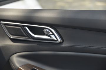  9 2020  2.0T 141 8Զ  ˫ƤͼƬ