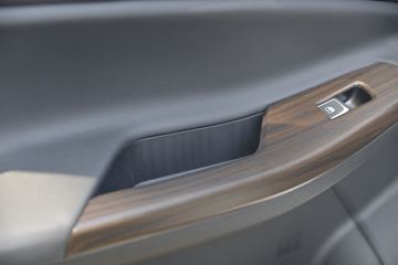  9 2020  2.0T 141 8Զ  ˫ƤͼƬ