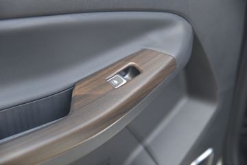 9 2020  2.0T 141 8Զ  ˫ƤͼƬ
