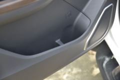 江铃 域虎9 2020款 舒享型 2.0T柴油 141马力 8挡自动 四驱 双排皮卡