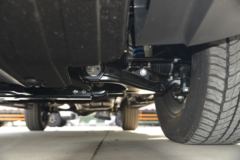 江铃 域虎9 2020款 舒享型 2.0T柴油 141马力 8挡自动 四驱 双排皮卡