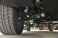 江铃 域虎9 2020款 舒享型 2.0T柴油 141马力 8挡自动 四驱 双排皮卡