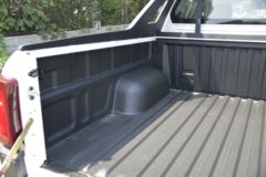 江铃 域虎9 2020款 舒享型 2.0T柴油 141马力 8挡自动 四驱 双排皮卡