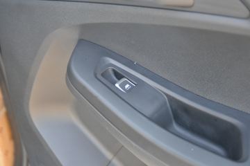 ± 2020 ʰ 2.5T 140  ˫Ƥ()ͼƬ