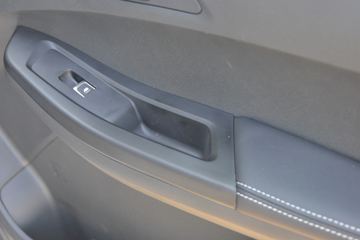  ± 2020 ʰ 2.5T 140  ˫Ƥ()ͼƬ