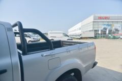 江铃 新宝典 2020款 舒适版 2.5T柴油 140马力 两驱 长轴距双排皮卡(国六)