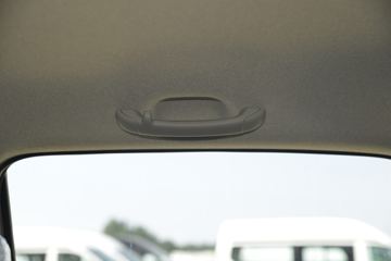 ������ʮ�� D-MAX 2020�� ���ư� 1.9T���� ���� �Զ� ˫��Ƥ��(����)ͼƬ