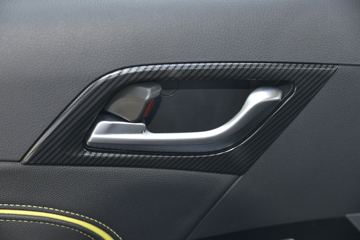 ������ʮ�� D-MAX 2020�� ���ư� 1.9T���� ���� �Զ� ˫��Ƥ��(����)ͼƬ