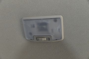 ������ʮ�� D-MAX 2020�� ���ư� 1.9T���� ���� �Զ� ˫��Ƥ��(����)ͼƬ