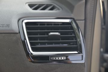 ������ʮ�� D-MAX 2020�� ���ư� 1.9T���� ���� �Զ� ˫��Ƥ��(����)ͼƬ