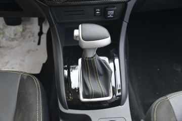 ������ʮ�� D-MAX 2020�� ���ư� 1.9T���� ���� �Զ� ˫��Ƥ��(����)ͼƬ