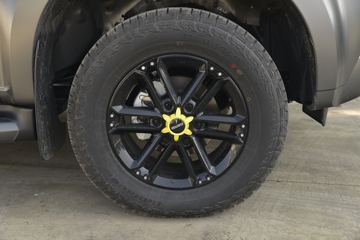 ������ʮ�� D-MAX 2020�� ���ư� 1.9T���� ���� �Զ� ˫��Ƥ��(����)ͼƬ