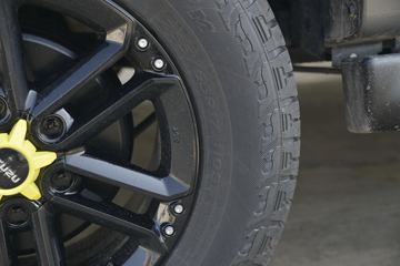 ������ʮ�� D-MAX 2020�� ���ư� 1.9T���� ���� �Զ� ˫��Ƥ��(����)ͼƬ