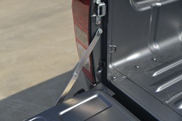 ������ʮ�� D-MAX 2020�� ���ư� 1.9T���� ���� �Զ� ˫��Ƥ��(����)ͼƬ