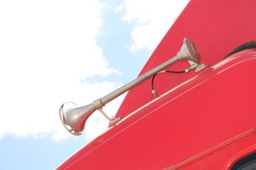 ���� �����A6LII�п� 220���� 4X2 6.8����ʽ�ػ���(HFC5161XXYP3K2A50KS)ͼƬ