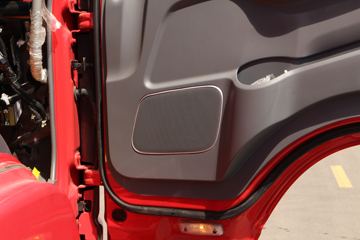 ���� �����A6LII�п� 220���� 4X2 6.8����ʽ�ػ���(HFC5161XXYP3K2A50KS)ͼƬ