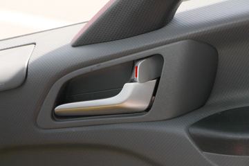 ���� �����A6LII�п� 220���� 4X2 6.8����ʽ�ػ���(HFC5161XXYP3K2A50KS)ͼƬ