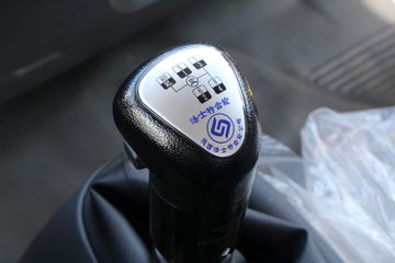 ���� �����A6LII�п� 220���� 4X2 6.8����ʽ�ػ���(HFC5161XXYP3K2A50KS)ͼƬ