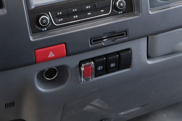 ���� �����A6LII�п� 220���� 4X2 6.8����ʽ�ػ���(HFC5161XXYP3K2A50KS)ͼƬ