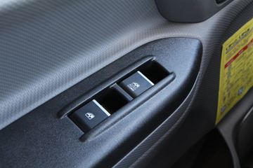 ���� �����A6LII�п� 220���� 4X2 6.8����ʽ�ػ���(HFC5161XXYP3K2A50KS)ͼƬ