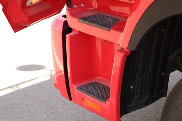 ���� �����A6LII�п� 220���� 4X2 6.8����ʽ�ػ���(HFC5161XXYP3K2A50KS)ͼƬ