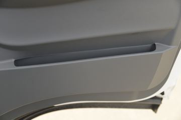 ���� ����M3 130���� 4X2 �泵��(����)ͼƬ