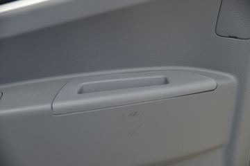 ���� ����M3 130���� 4X2 �泵��(����)ͼƬ