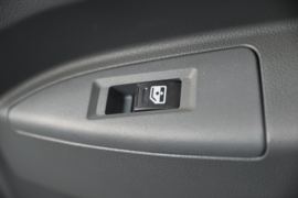 凯捷M1&nbsp;随车吊驾驶室图片