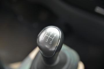 ���� ����M3 130���� 4X2 �泵��(����)ͼƬ