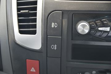 ���� ����M3 130���� 4X2 �泵��(����)ͼƬ