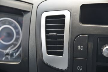 ���� ����M3 130���� 4X2 �泵��(����)ͼƬ