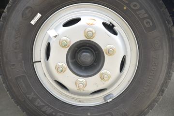 ���� ����M3 130���� 4X2 �泵��(����)ͼƬ